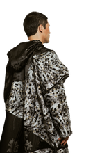 Load image into Gallery viewer, Black White Silk Patchwork Hooded Kaftan
